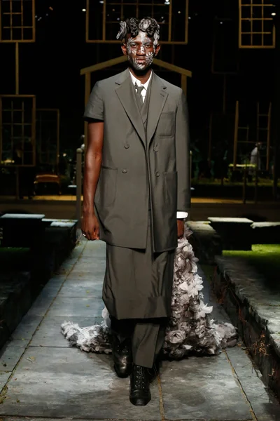 Look 50